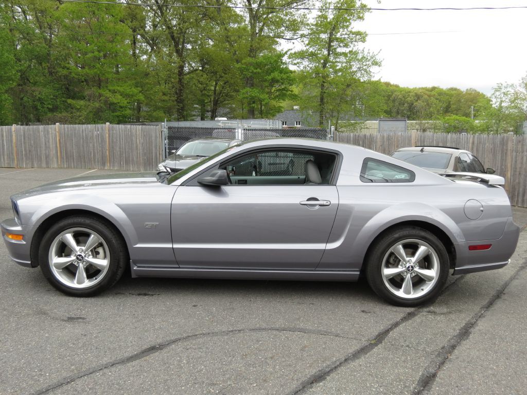 2006 Ford Mustang Image 4