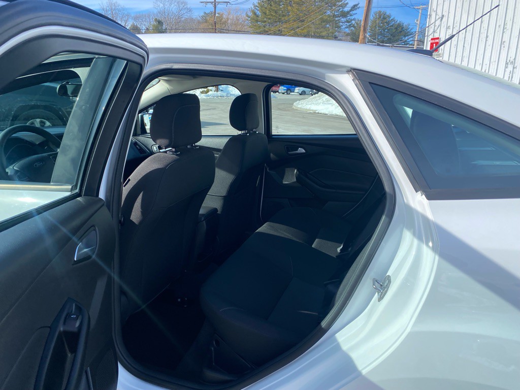 2018 Ford Focus Image 15