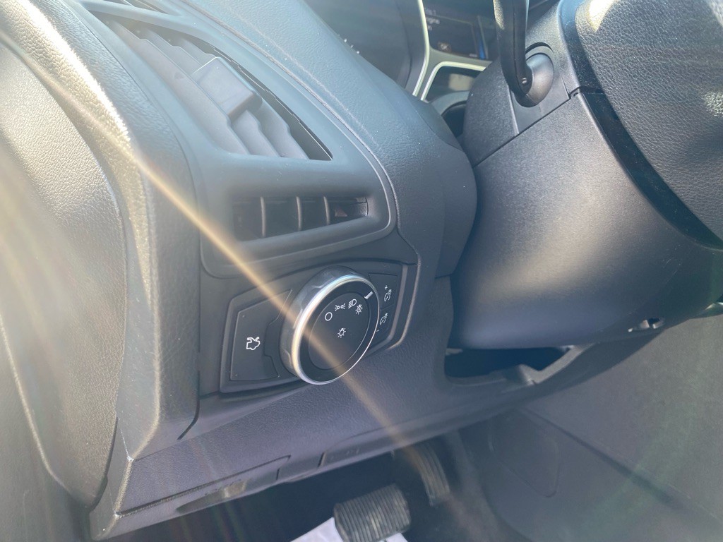 2018 Ford Focus Image 18