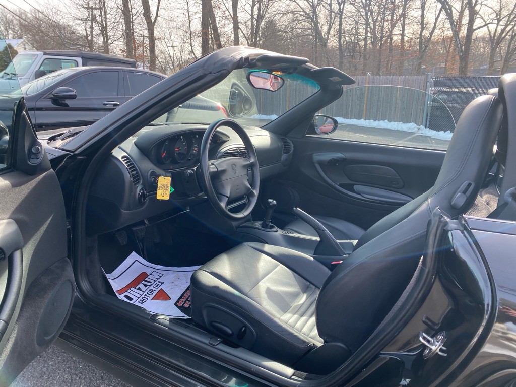 1999 Porsche Boxster Image 30