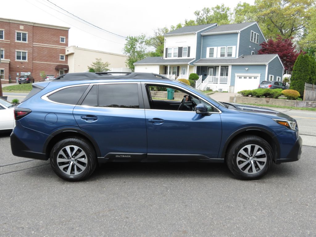 2020 Subaru Outback Image 8