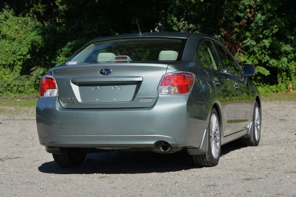 2014 Subaru Impreza Image 10