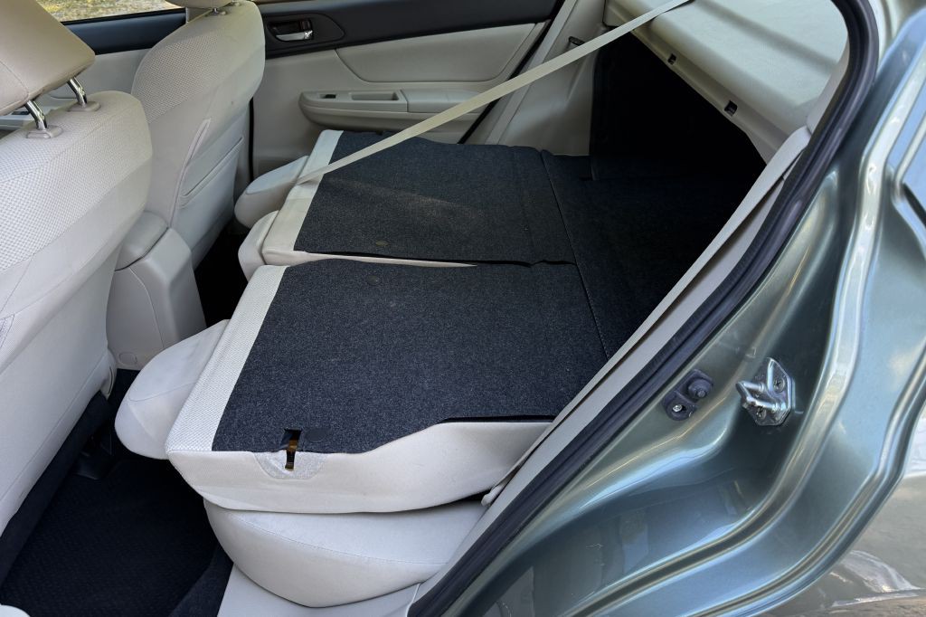 2014 Subaru Impreza Image 32