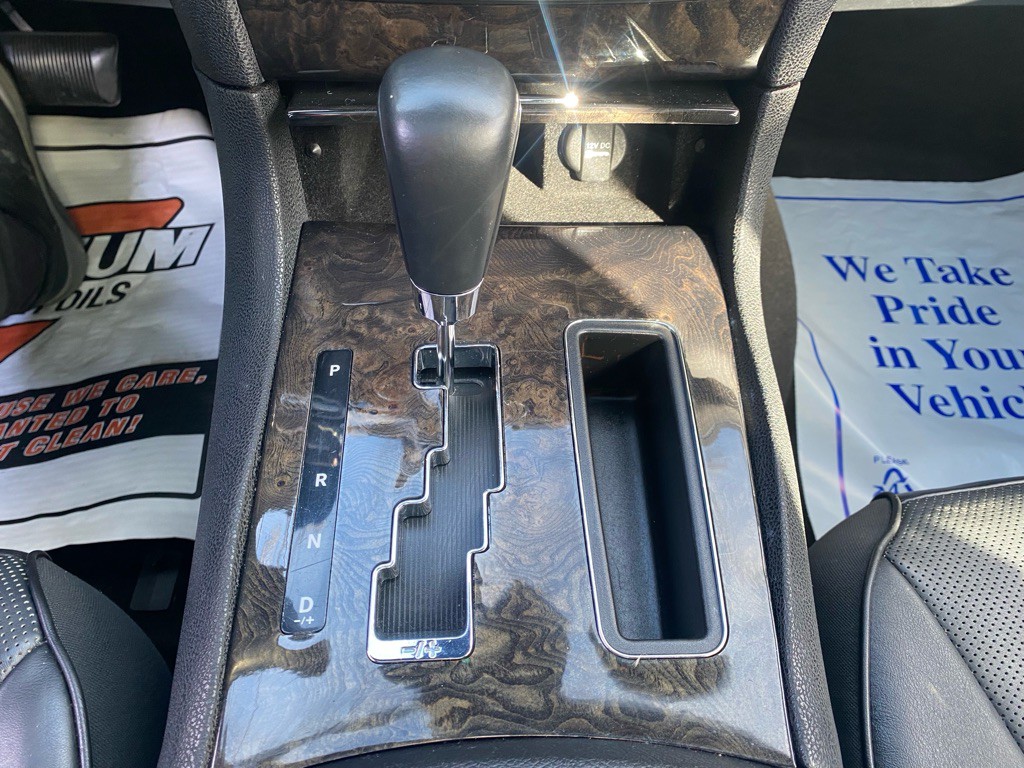 2014 Chrysler 300 Image 39