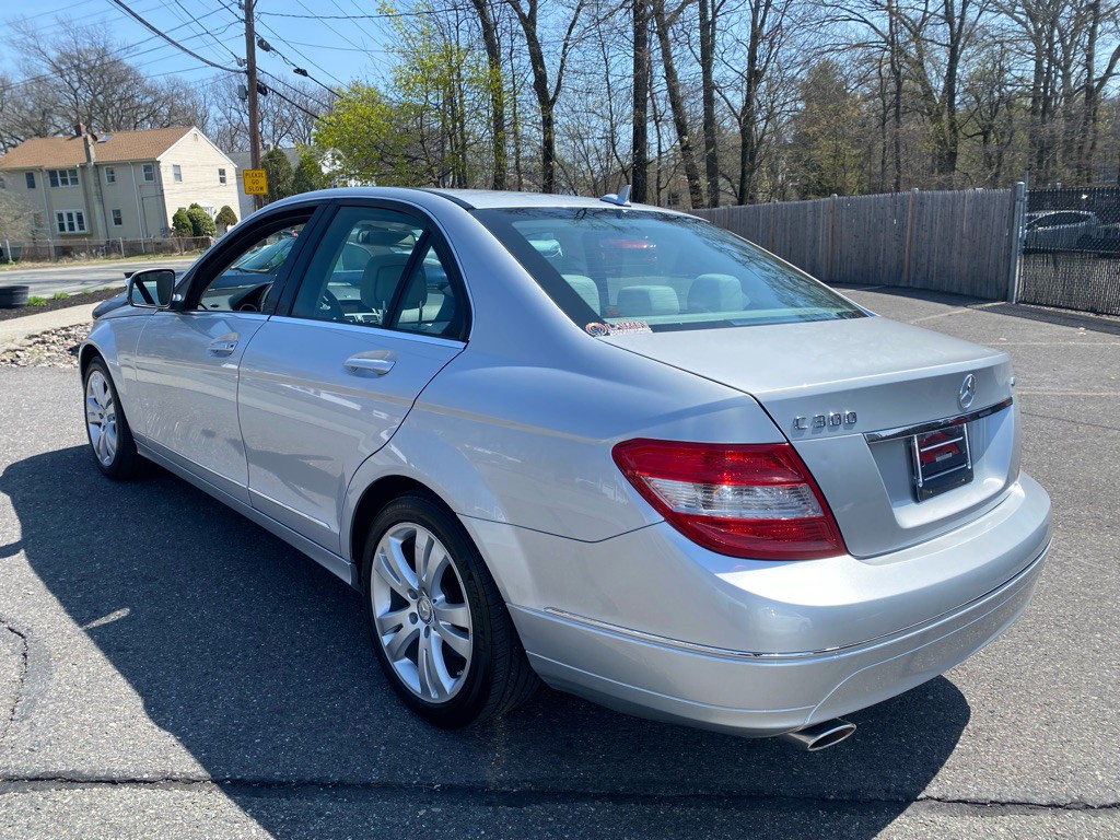 2009 Mercedes-Benz C-Class Image 5
