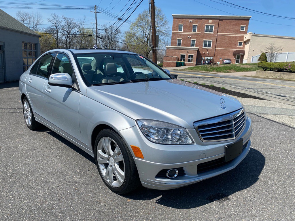 2009 Mercedes-Benz C-Class Image 10