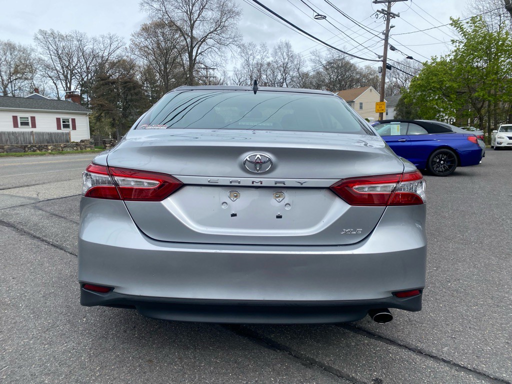 2020 Toyota Camry Image 6