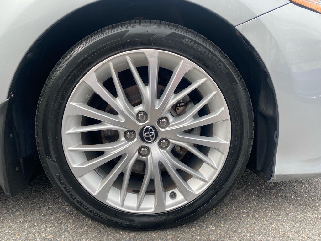 2020 Toyota Camry Image 15