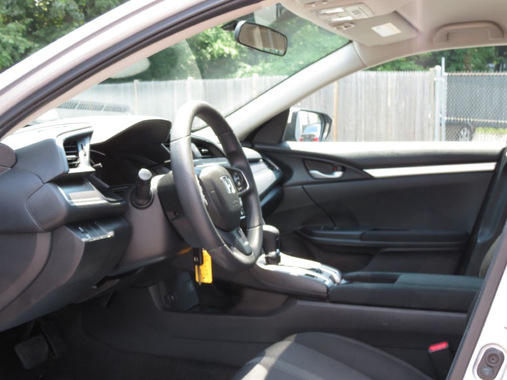2017 Honda Civic Image 22