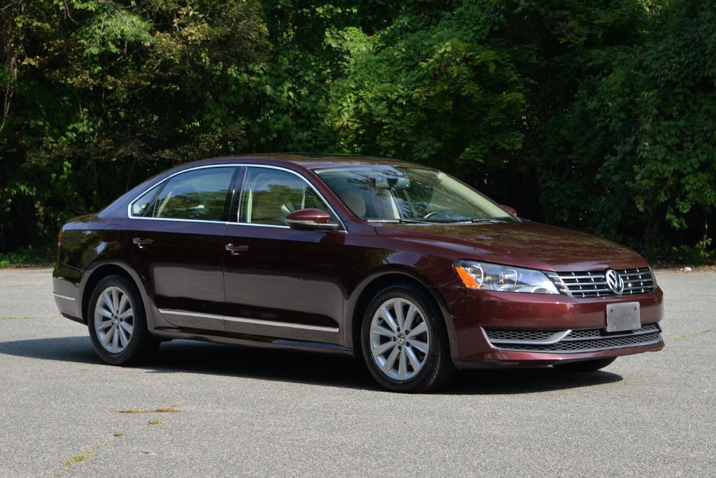 2012 Volkswagen Passat Image 6