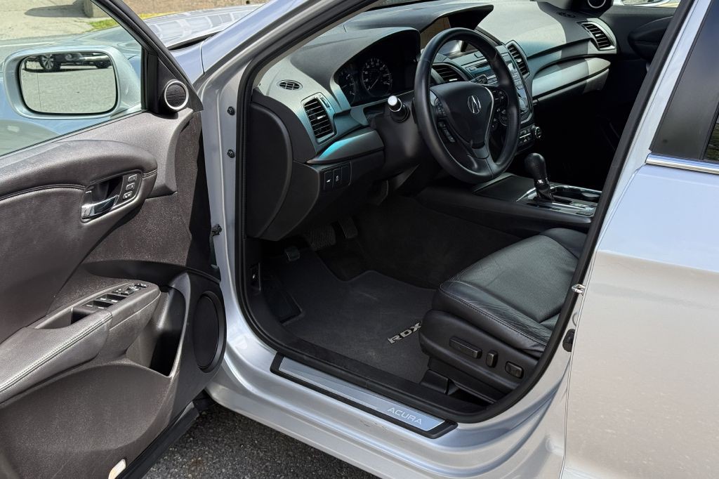 2015 Acura RDX Image 28