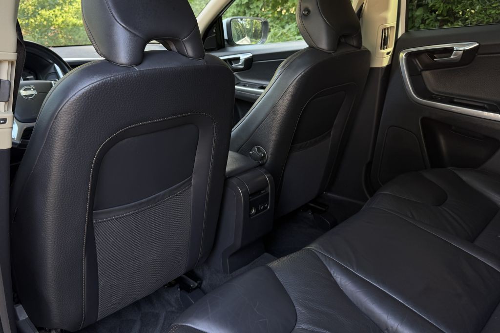 2013 Volvo XC60 Image 34
