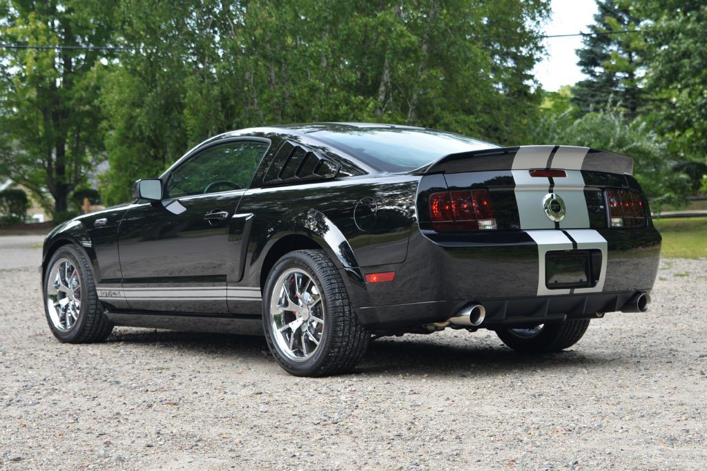 2007 Ford Mustang Image 8