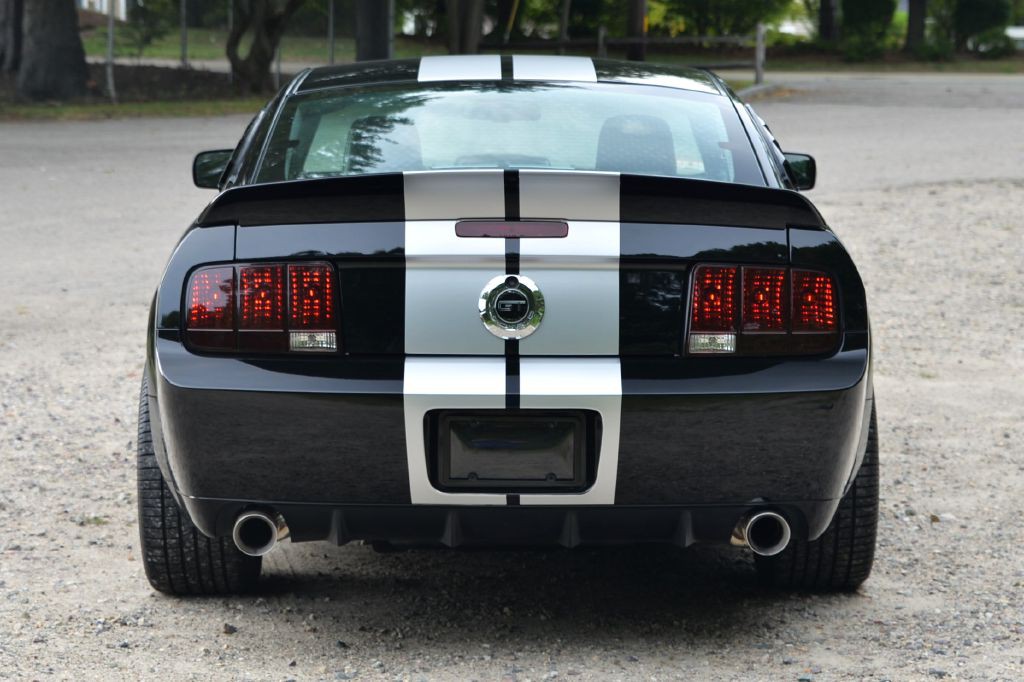 2007 Ford Mustang Image 9