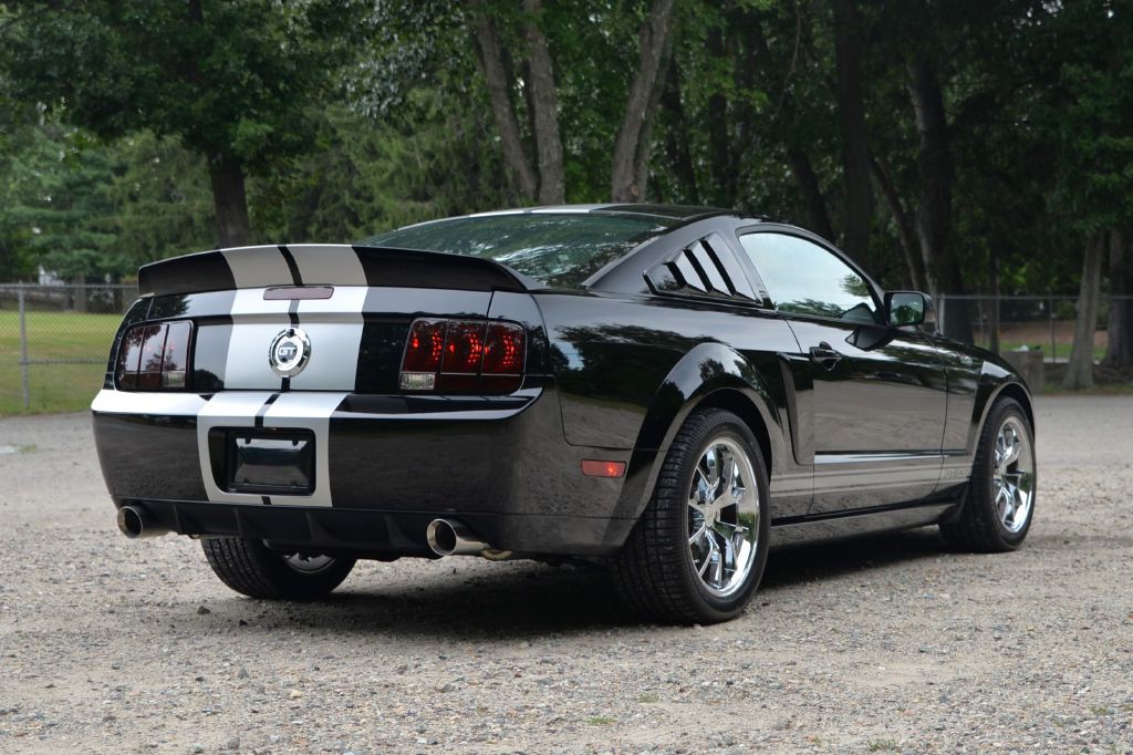2007 Ford Mustang Image 10