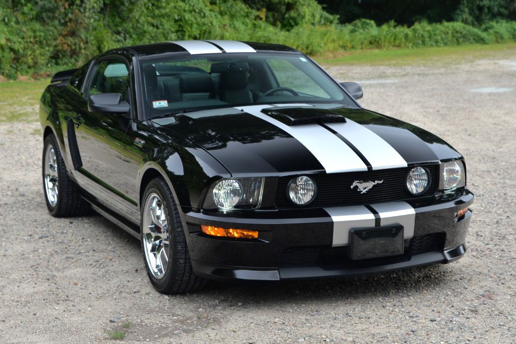 2007 Ford Mustang Image 16
