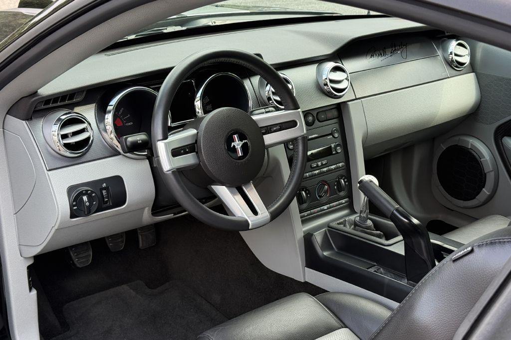 2007 Ford Mustang Image 36