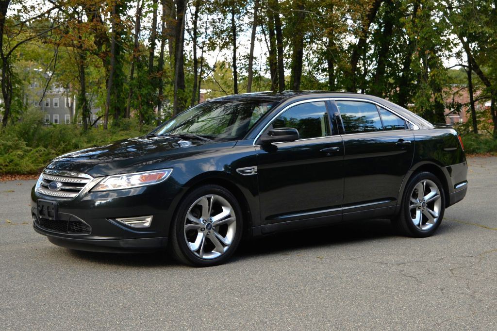 2010 Ford Taurus Image 5