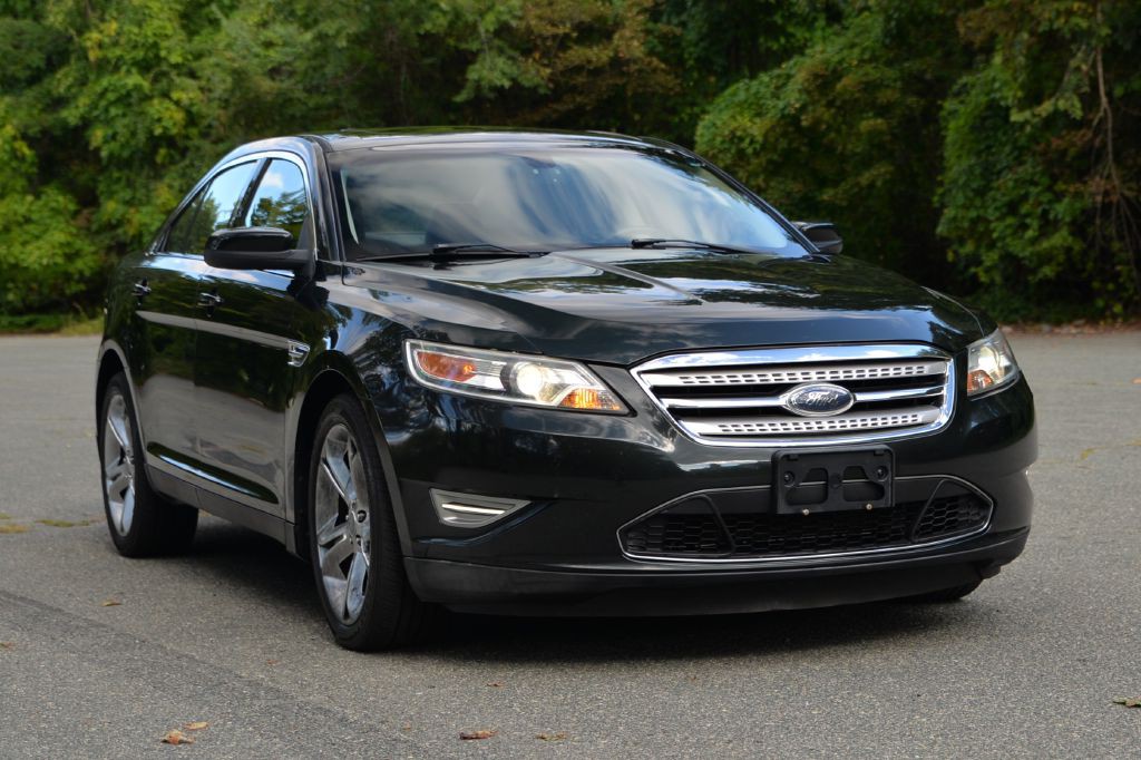 2010 Ford Taurus Image 15