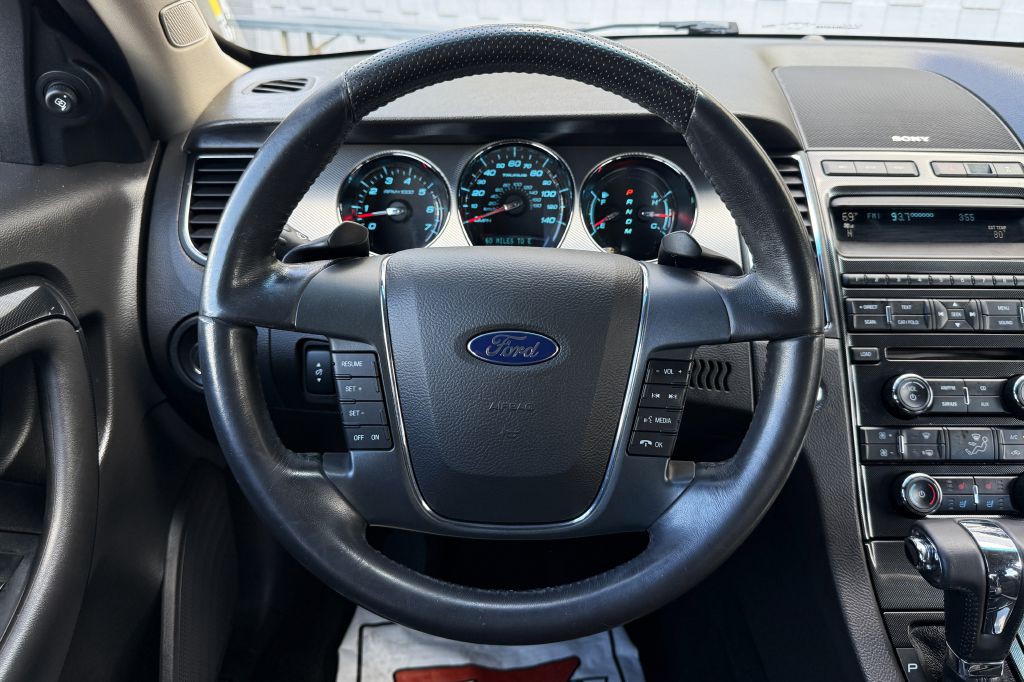 2010 Ford Taurus Image 20