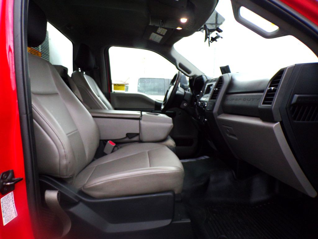 2017 Ford F-350 Image 9