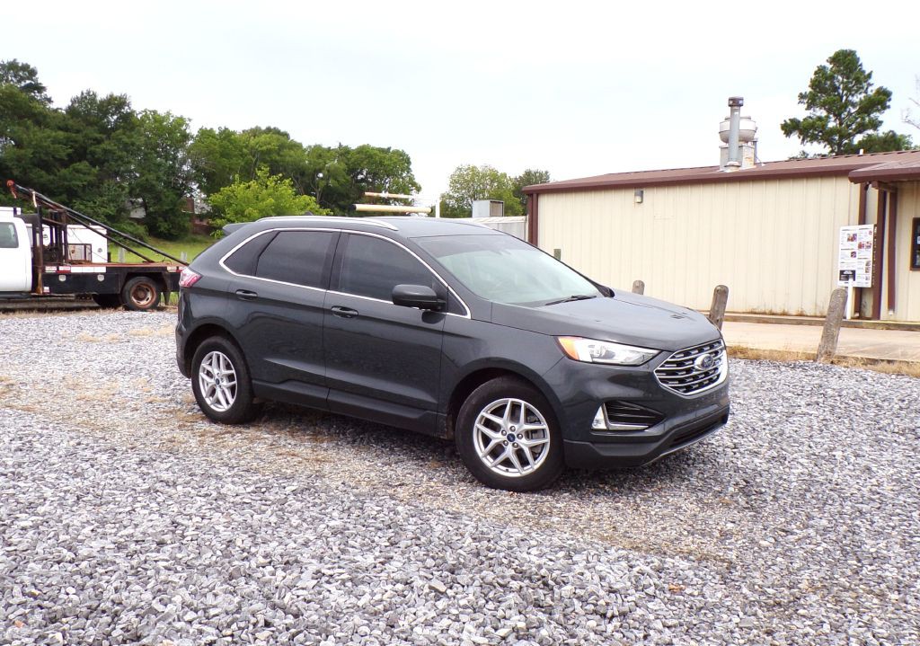 2021 Ford Edge Image 3