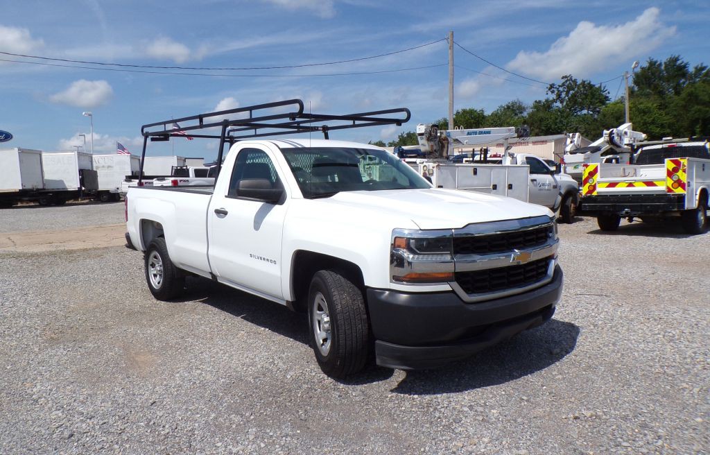 2018 Chevrolet Silverado 1500 Image 3