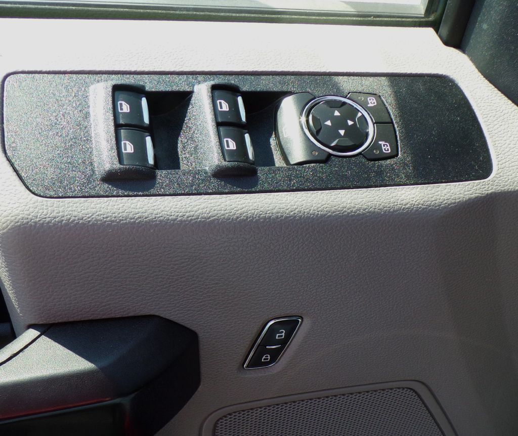 2018 Ford F-350 Image 10