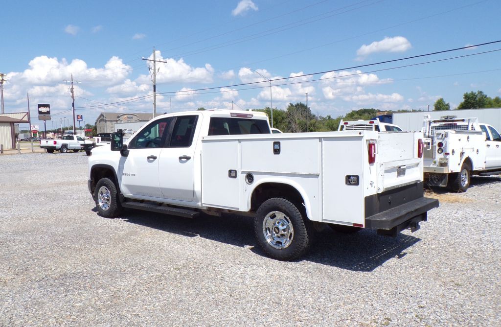 2020 Chevrolet Silverado 1500 Image 2