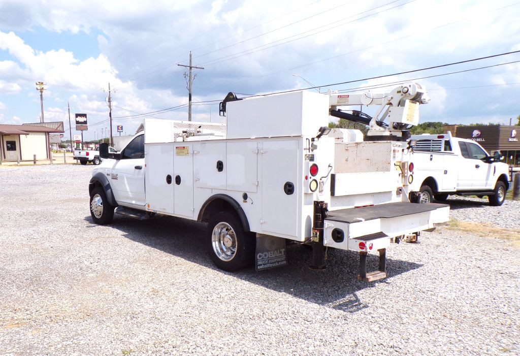 2017 RAM 5500 Image 3