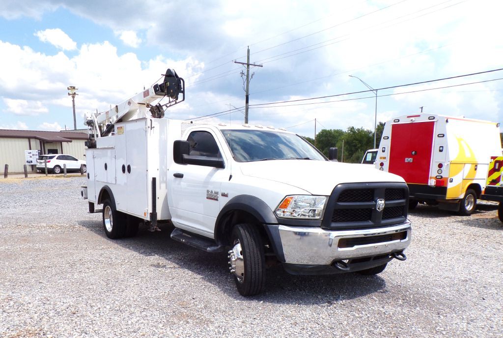 2017 RAM 5500 Image 4
