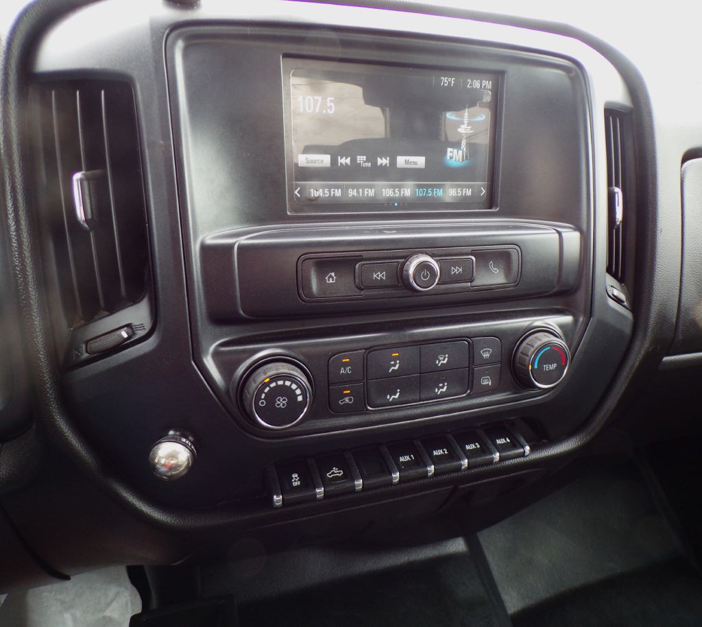 2018 Chevrolet Silverado 1500 Image 12