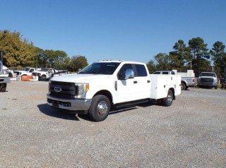 Image for 2017 Ford F-350 9' UTIL 6.2L GAS SD ID: 6911642