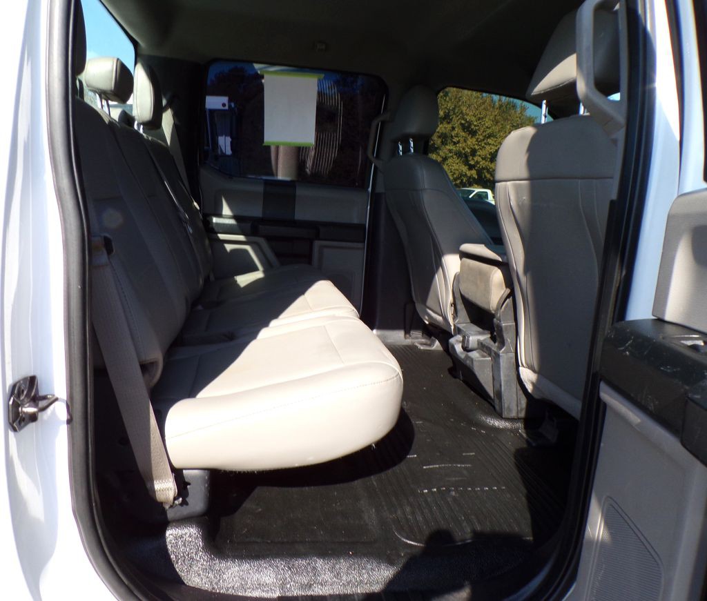 2017 Ford F-350 Image 15