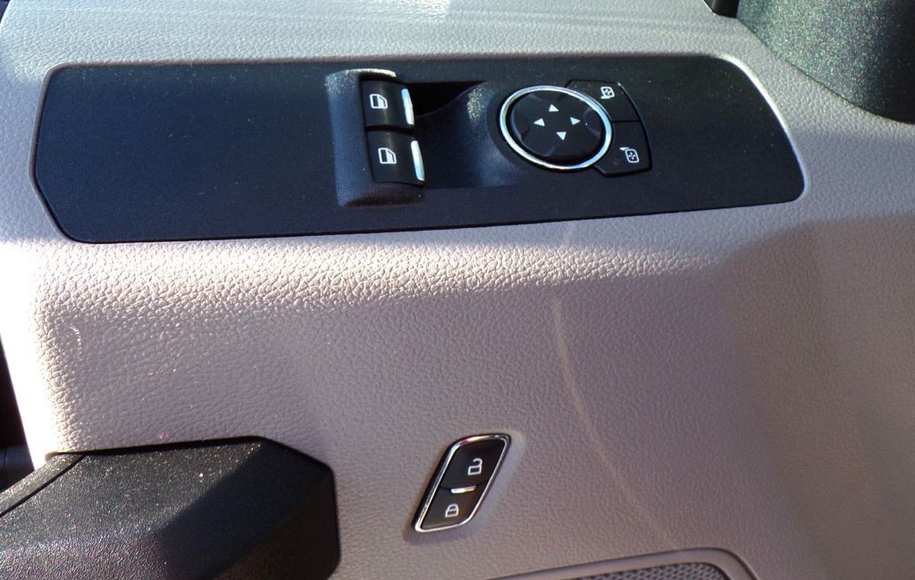 2021 Ford F-250 Image 11