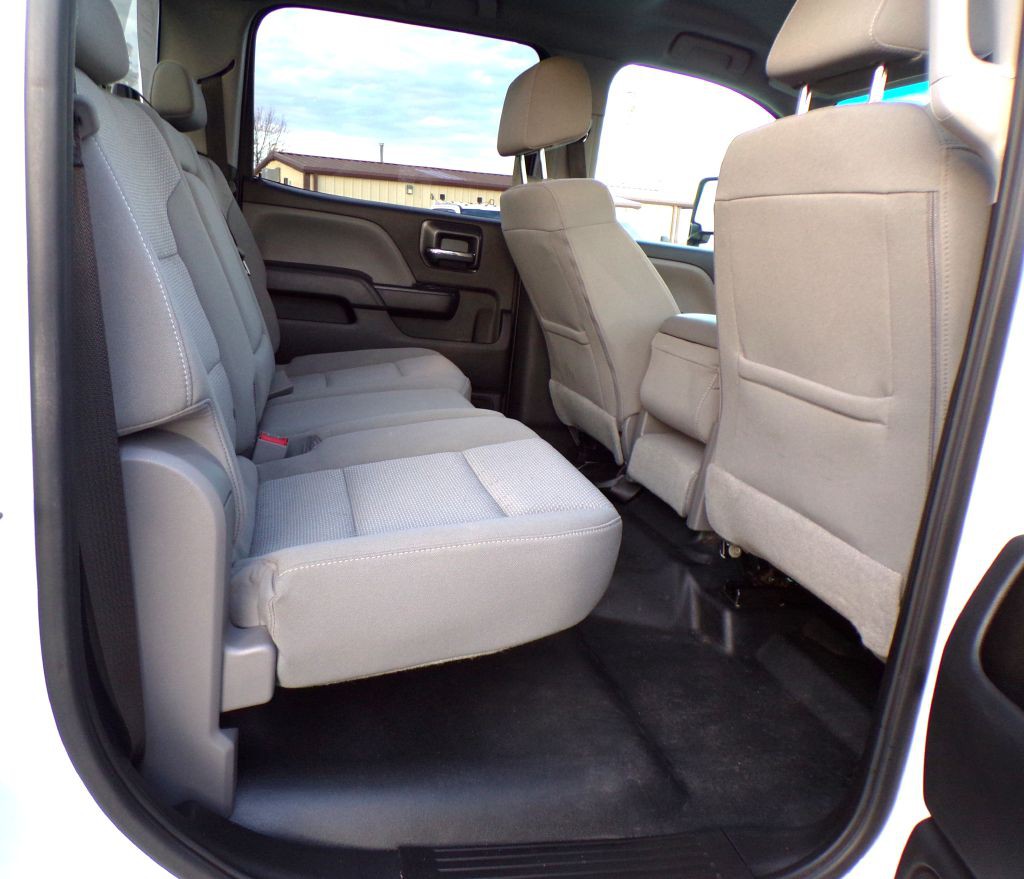 2019 Chevrolet Silverado 1500 Image 12