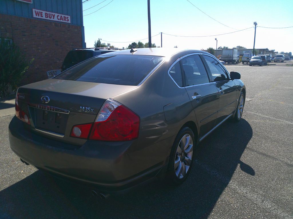 2006 INFINITI M35 Image 6