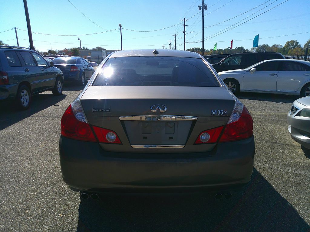 2006 INFINITI M35 Image 7