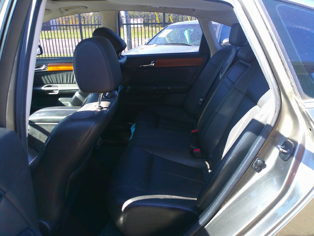 2006 INFINITI M35 Image 10