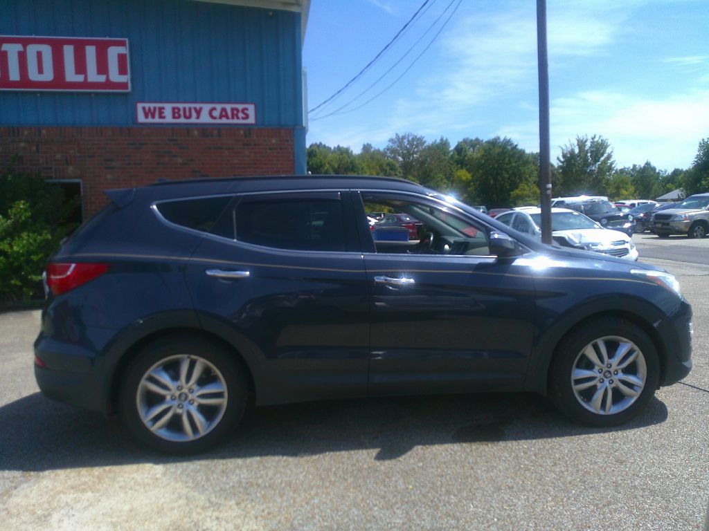 2013 Hyundai Santa Fe Sport Image 2