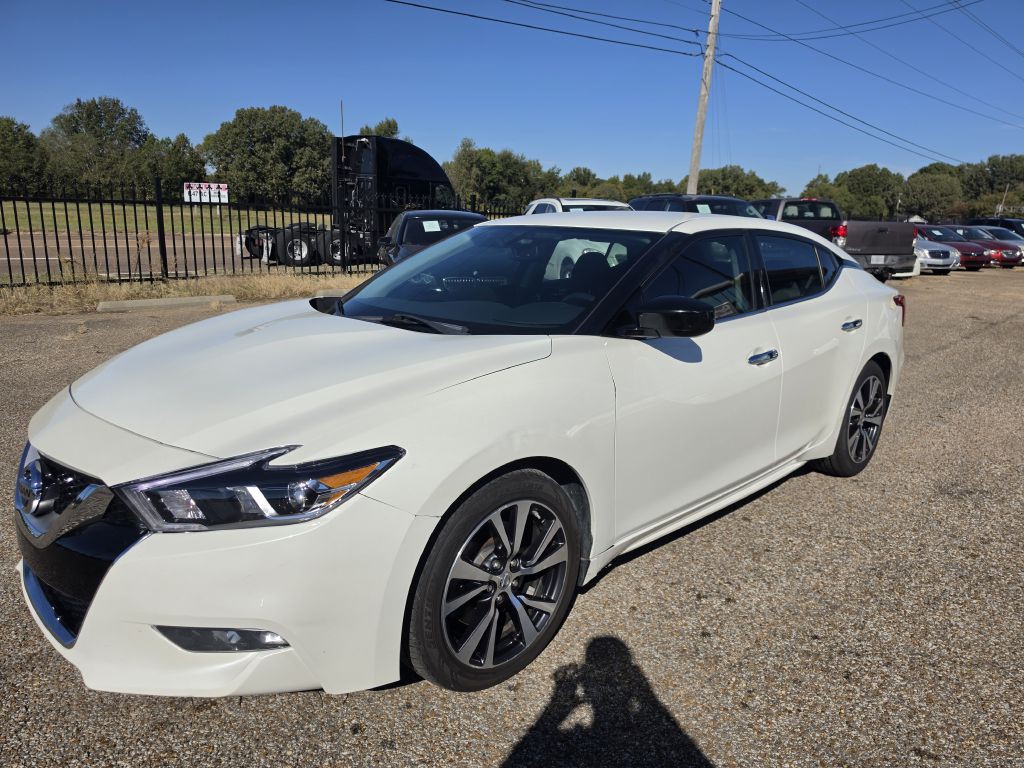 2016 Nissan Maxima Image 2