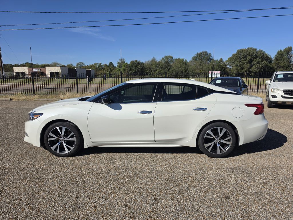 2016 Nissan Maxima Image 3