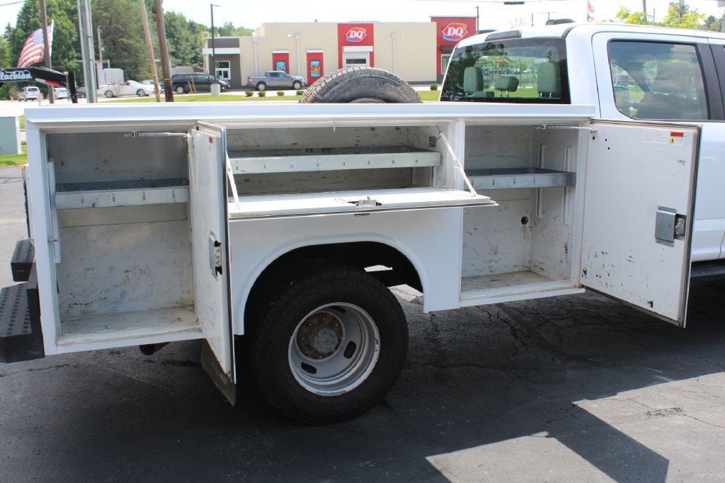 2022 Ford F-350 Image 28