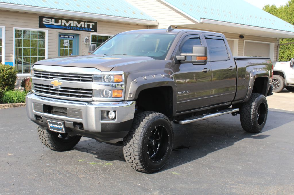 2015 Chevrolet Silverado 1500 Image 1