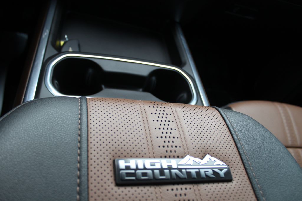 2024 Chevrolet 3500 High Ctry Image 20