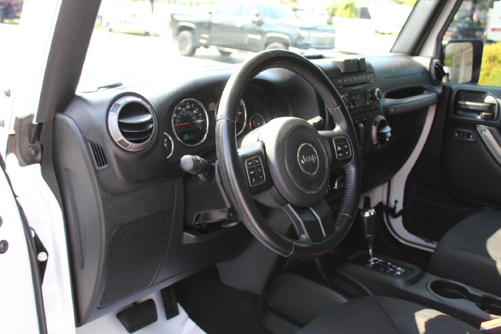 2018 Jeep Wrangler Image 12