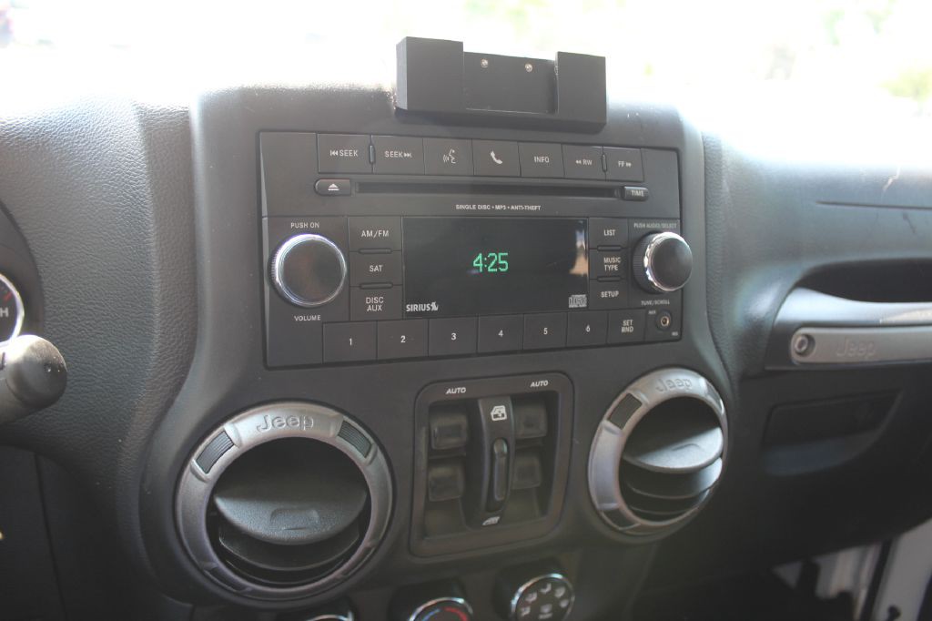 2018 Jeep Wrangler Image 15