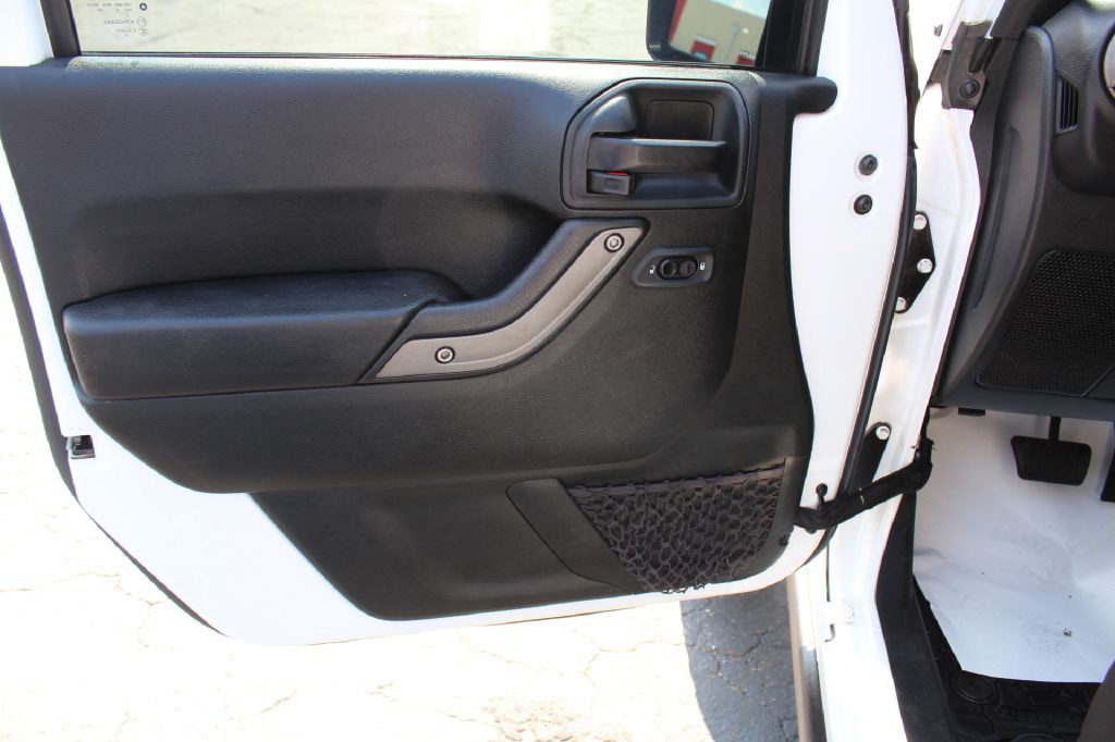 2018 Jeep Wrangler Image 21