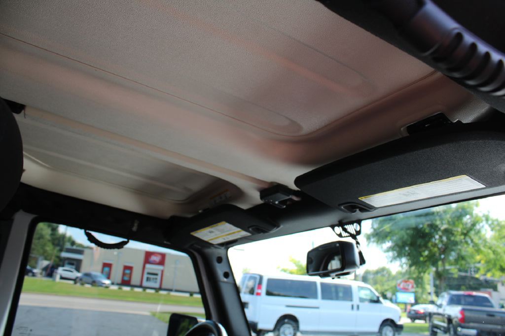 2018 Jeep Wrangler Image 22