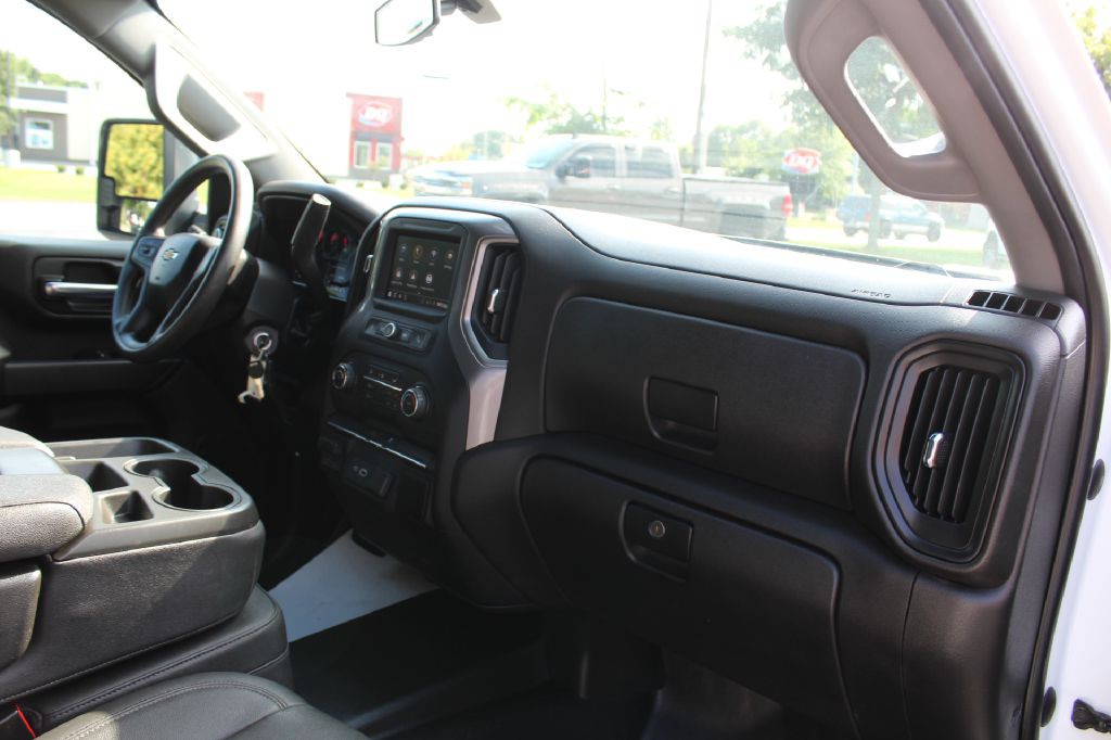2023 Chevrolet 3500 Wt Drw Sb Image 21
